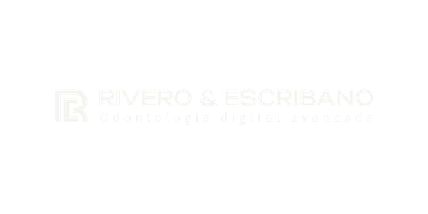 Logo cliente – Rivero y Escribano – 600x300